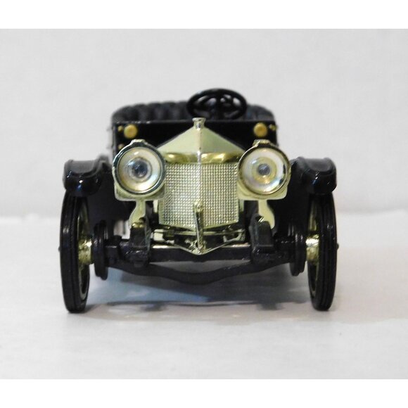 1911 Chevrolet Classic Six Series K Roadster Die-Cast Model - Picture 3 of 15
